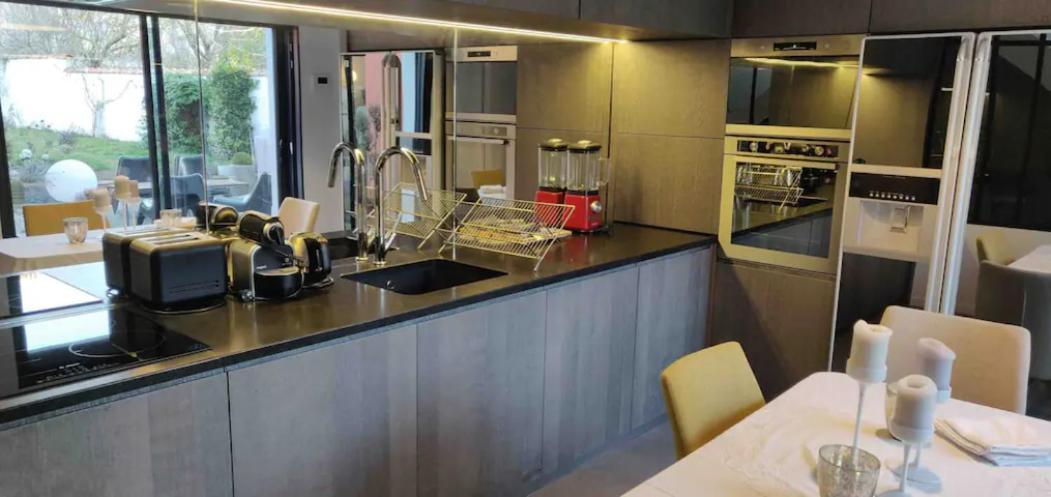 La Maison Du Petit Hutin Реймс Екстериор снимка
